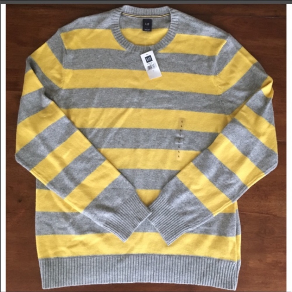 Gap Men’s Wool Blend Crewneck Sweater